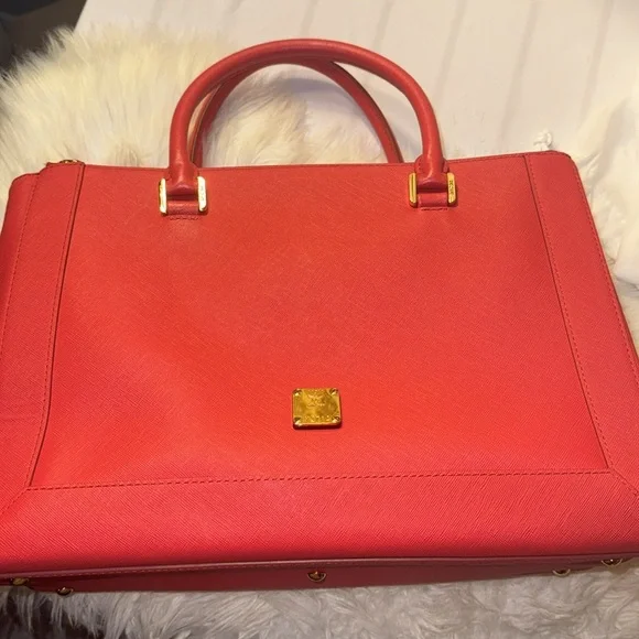 Authentic MCM Nouvo Saffiano Handbag missing Cross Body Strap EUC in Tomato Red - Picture 15 of 17